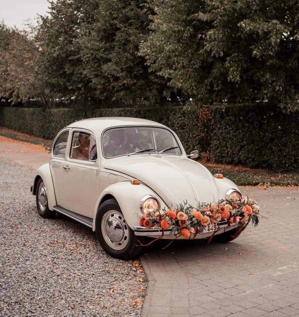 La Voiture des mariés